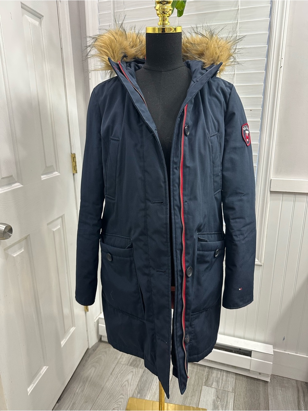 Tommy Hilfiger American Classics Women’s Small Navy Faux Fur Hooded Parka Coat